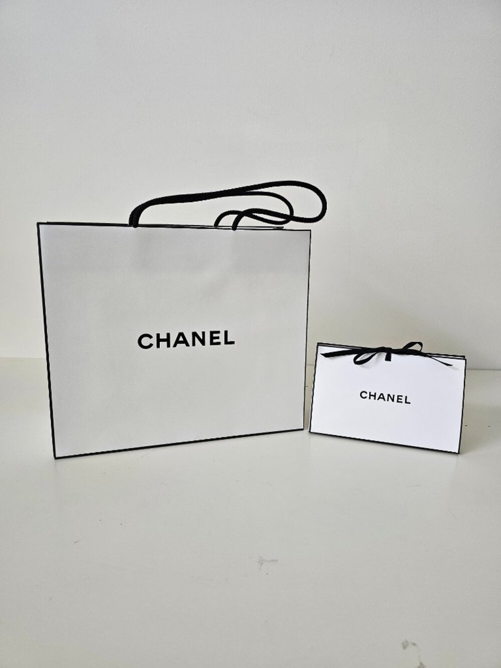 New CHANEL White Paper Shopping Bag 11.75"x9.5"x5.0" & Foldable Gift Box w/ Tie
